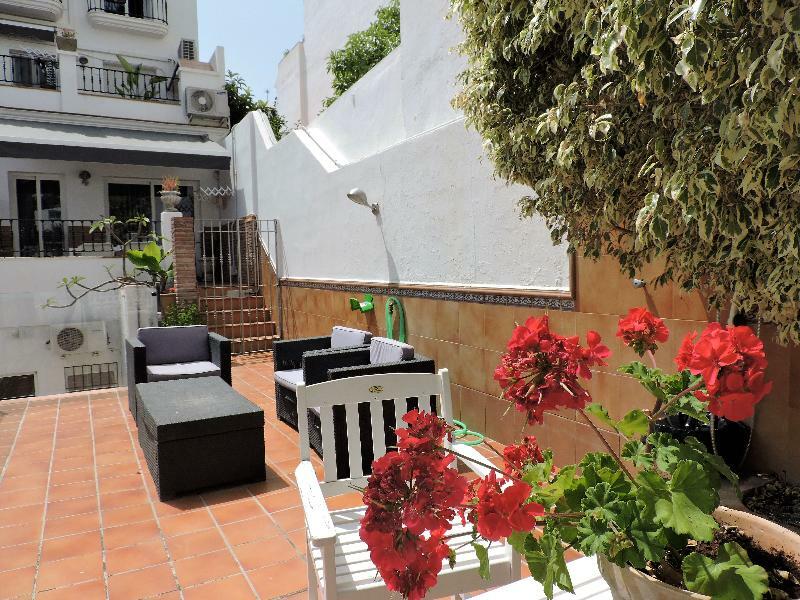 Hotel Abril Nerja Extérieur photo
