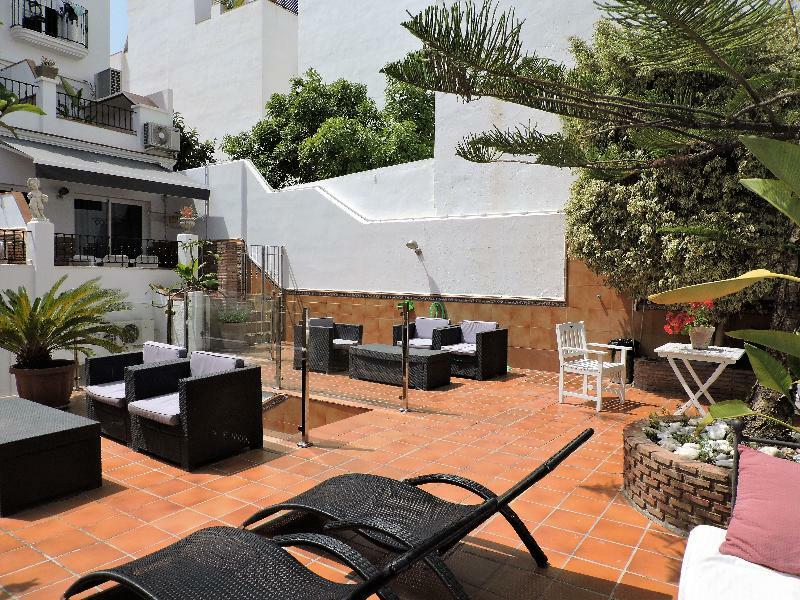 Hotel Abril Nerja Extérieur photo